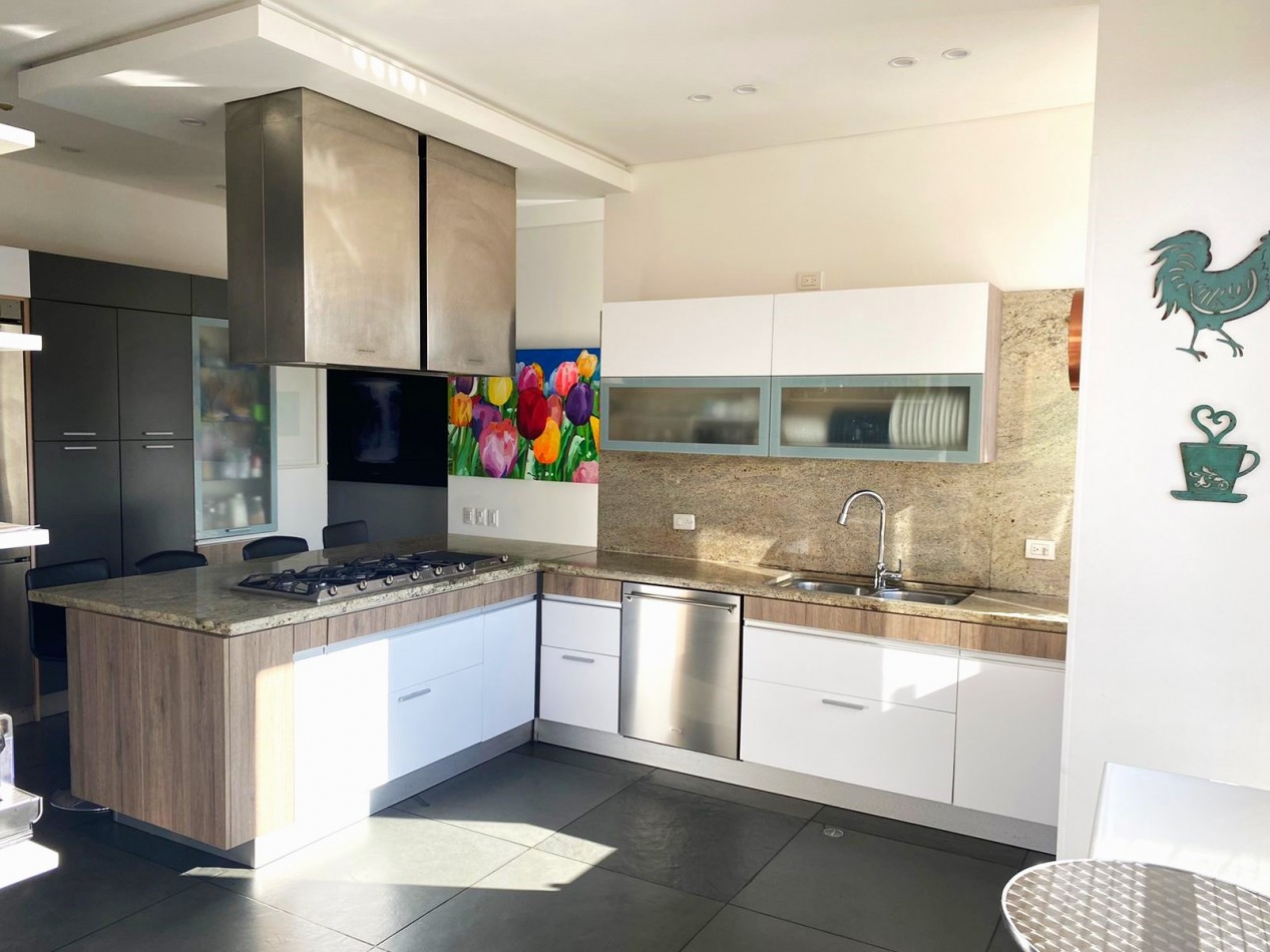 Apartamento en Venta Cabrera 4 Alcobas y Terrazas