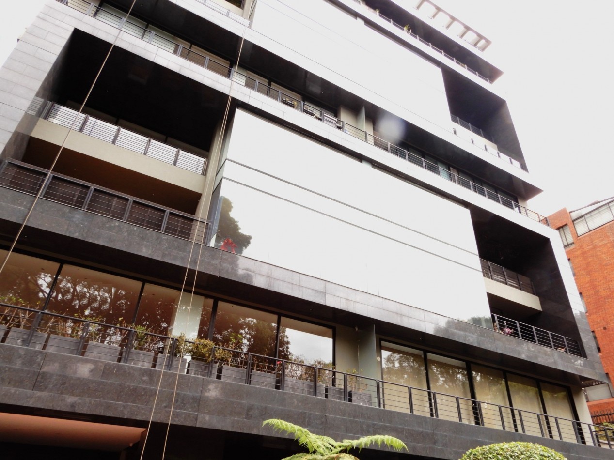 Apartamento en Arriendo Chico Virrey Exterior 3 Alcobas y Terrazas