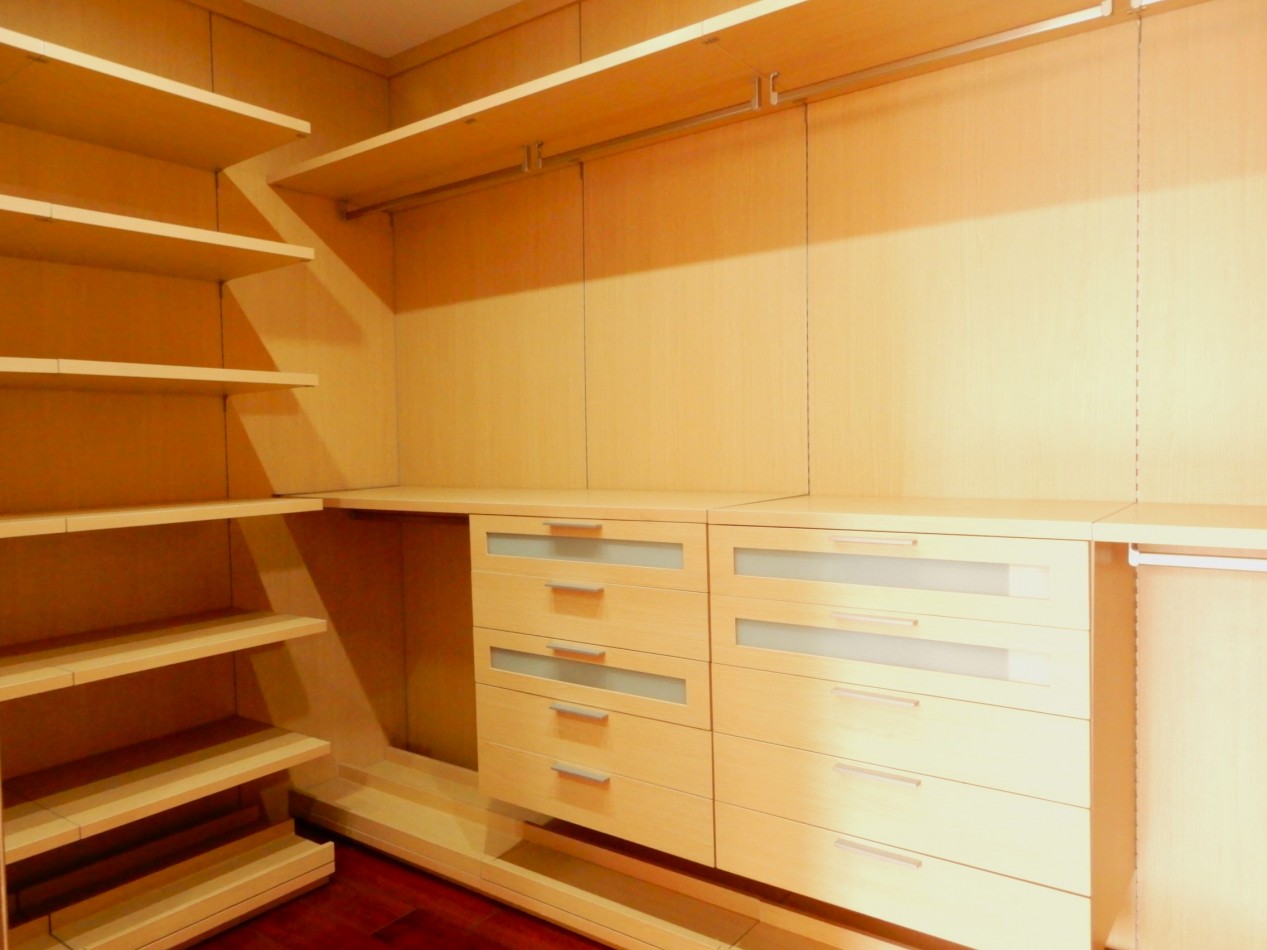 Apartamento en Venta Chico Virrey Exterior 3 Alcobas y Terrazas con 4 Parqueaderos