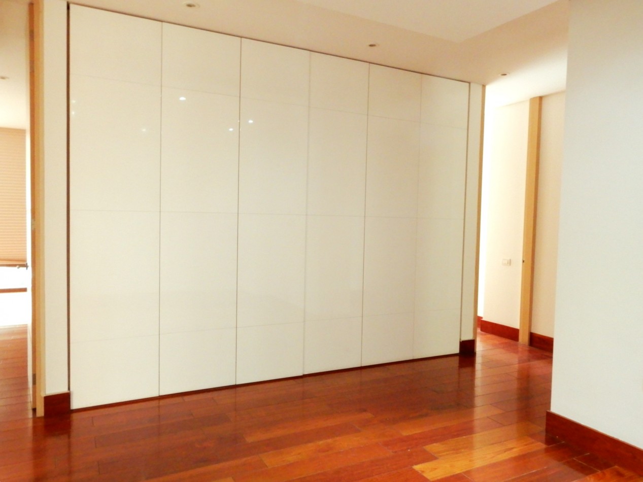 Apartamento en Venta Chico Virrey Exterior 3 Alcobas y Terrazas con 4 Parqueaderos