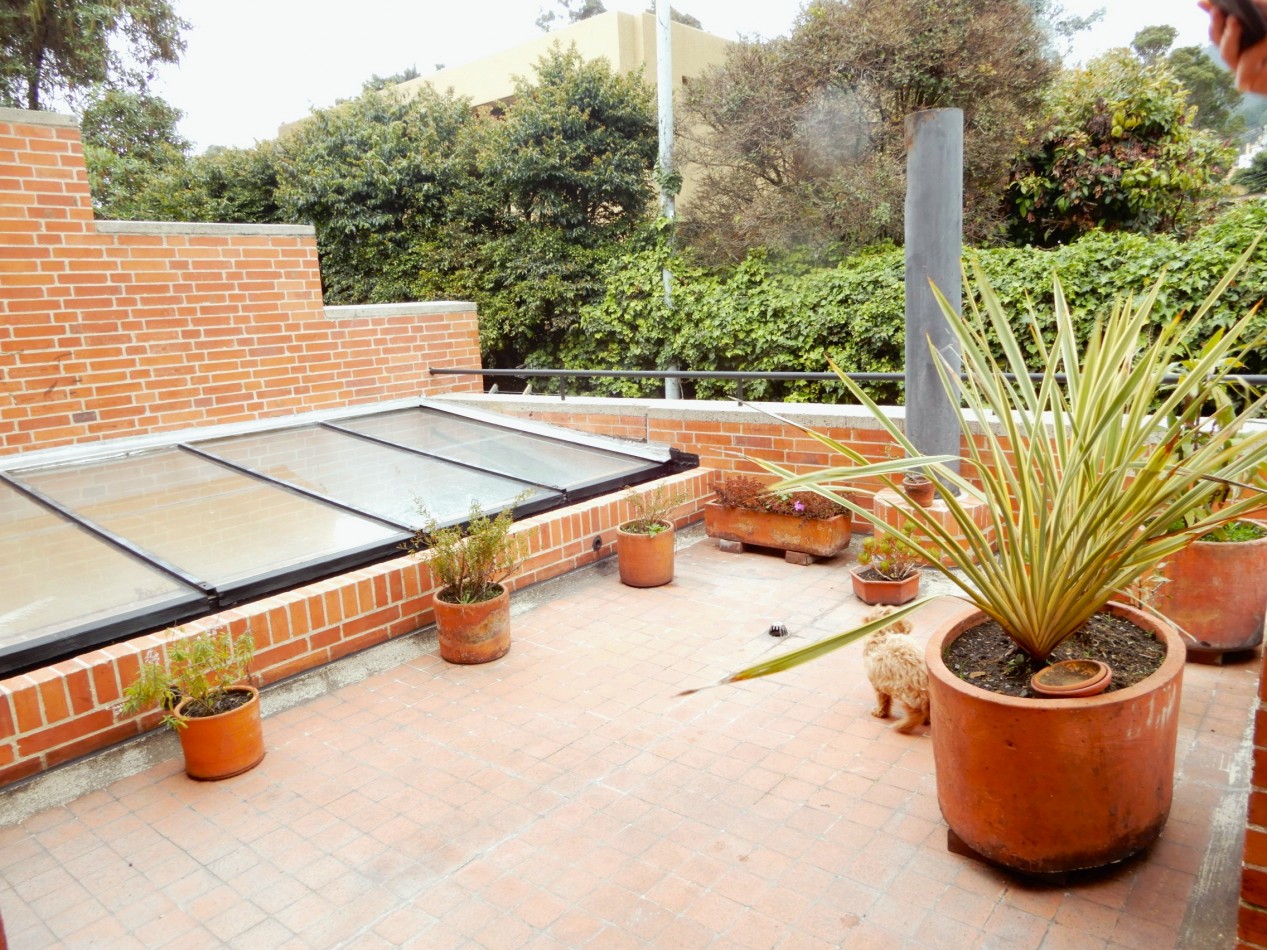 Casa en Venta Santa Ana Oriental Conjunto Cerrado 4 Alcobas con patio y terraza
