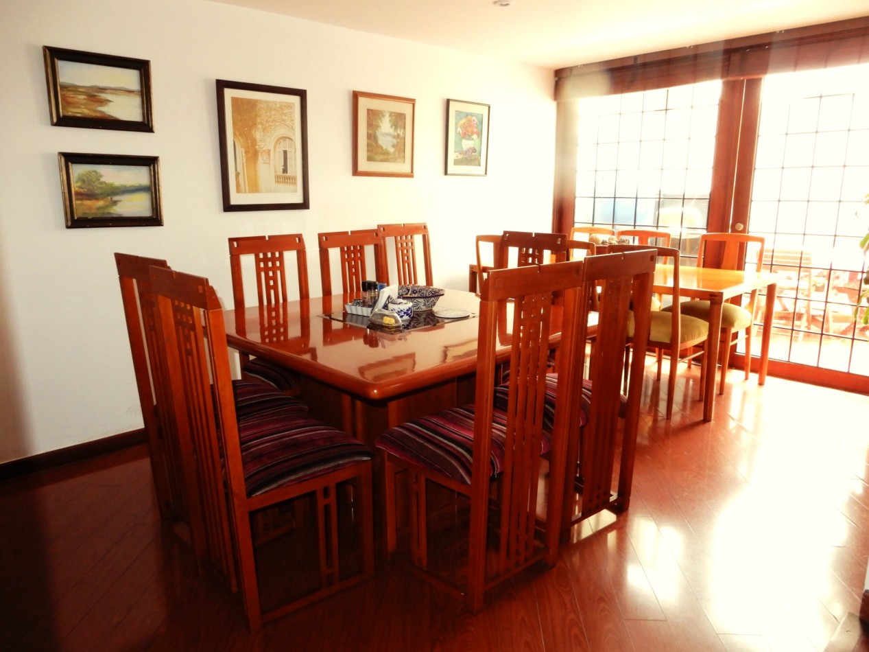 Casa en Venta La Floresta 4 Alcobas y 2 Parqueaderos