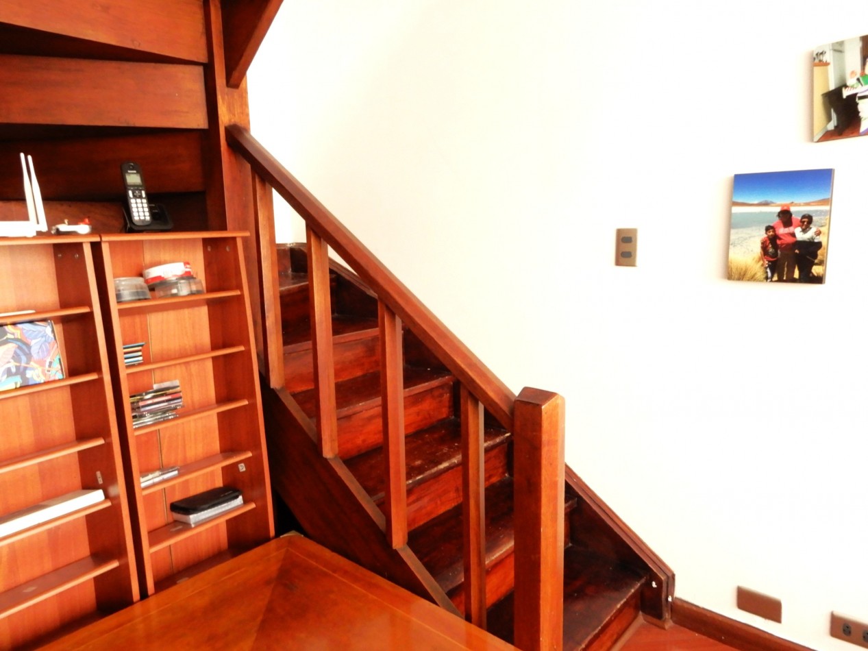 Casa en Venta La Floresta 4 Alcobas y 2 Parqueaderos