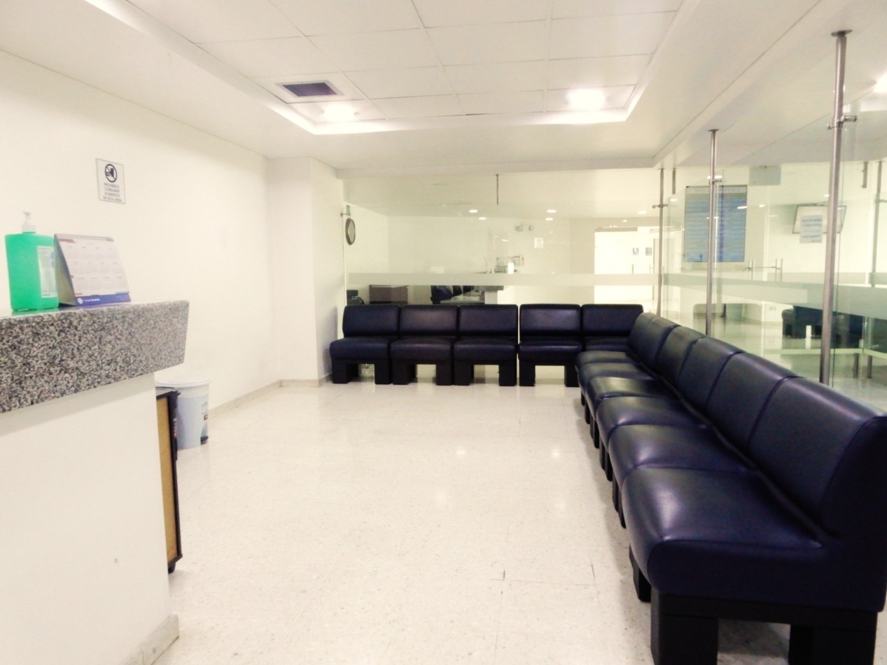 Arriendo Consultorio Medico Amoblado en Clinica Colombia