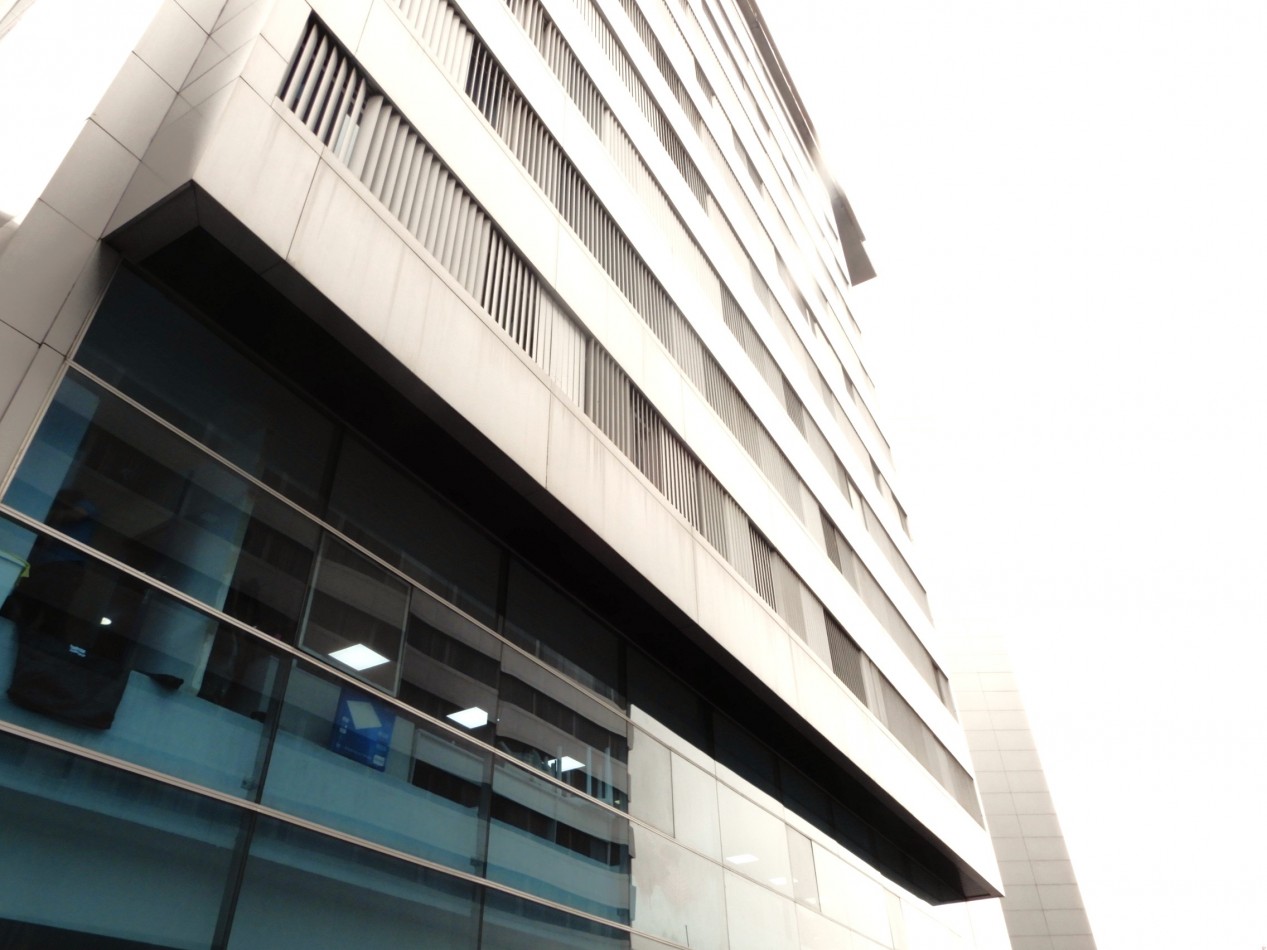 Arriendo Consultorio Medico Amoblado en Clinica Colombia