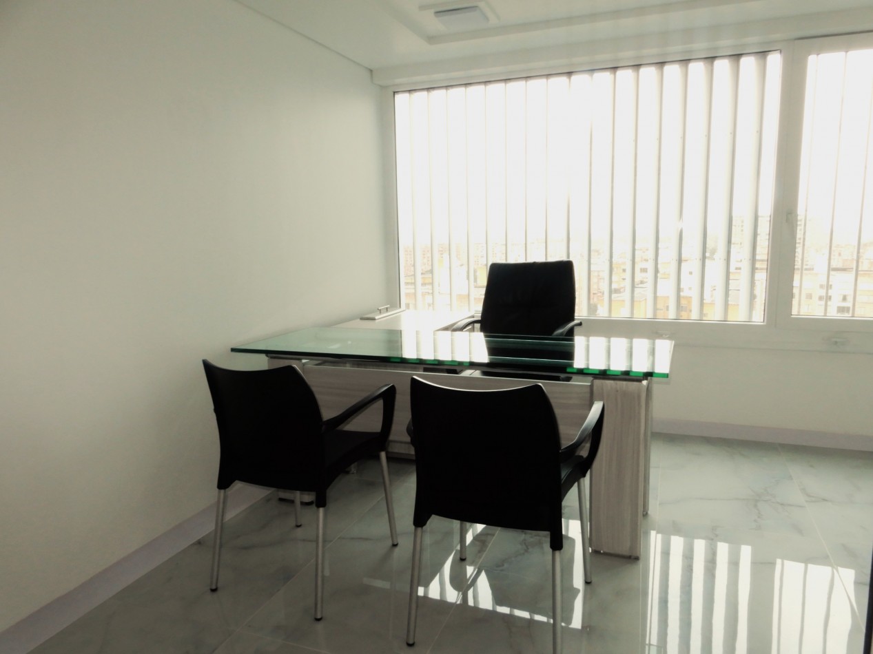 Arriendo Consultorio Medico Amoblado en Clinica Colombia