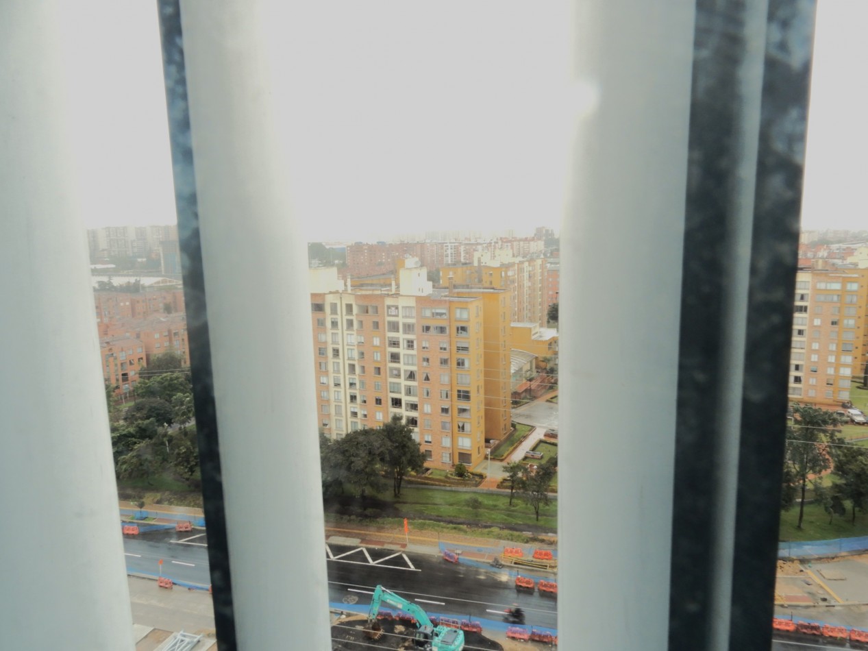 Arriendo Consultorio Medico Amoblado en Clinica Colombia