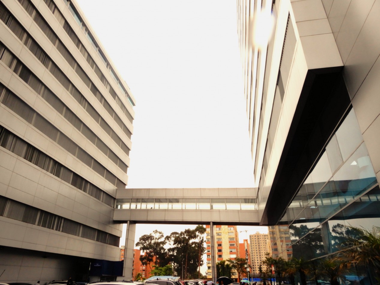 Arriendo Consultorio Medico Amoblado en Clinica Colombia