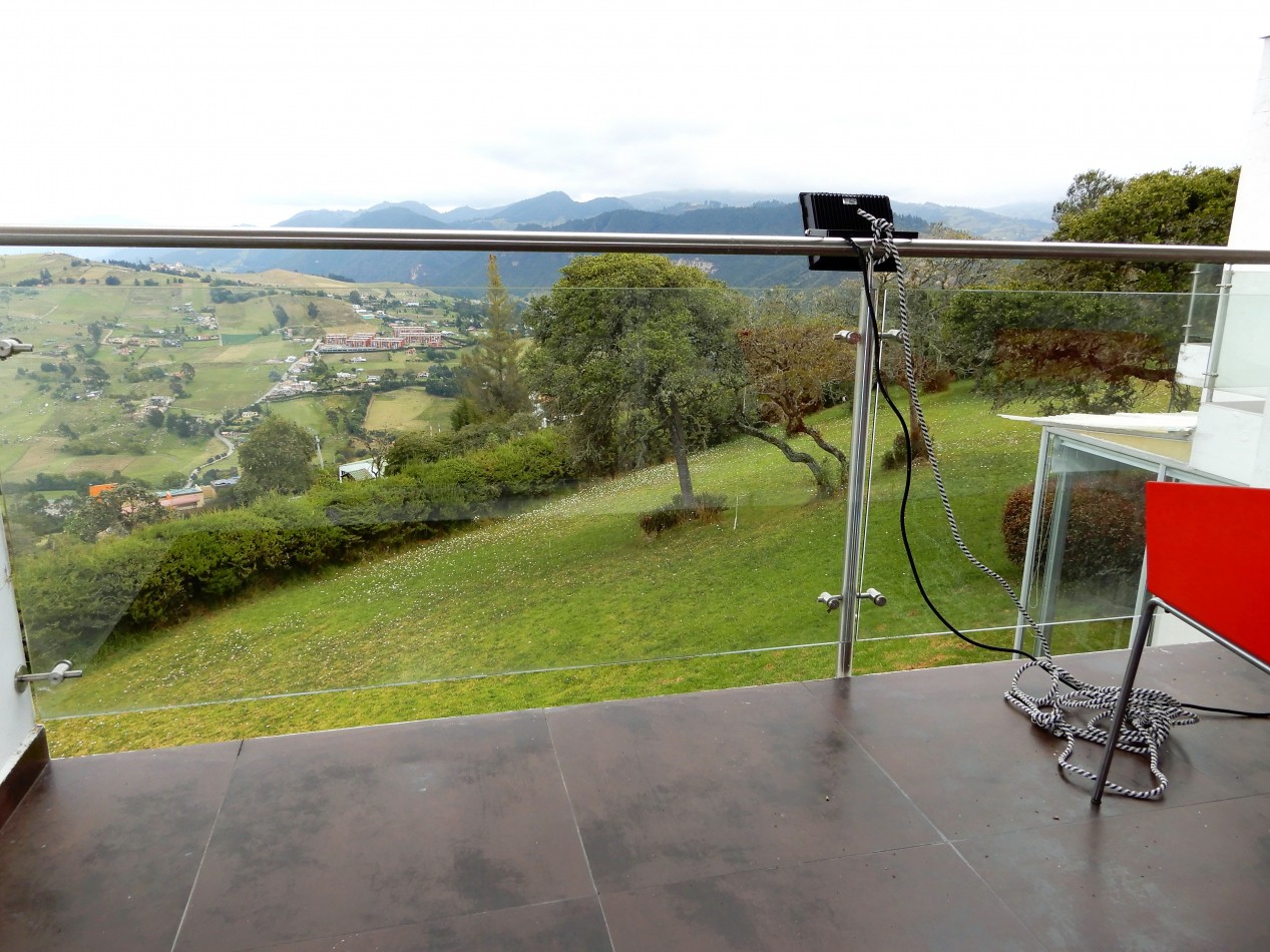 Casa en Arriendo La Calera Vereda La Popa 4 Alcobas y Spa con Piscina