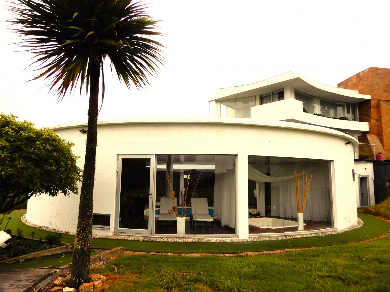 Casa en Arriendo La Calera Vereda La Popa 4 Alcobas y Spa con Piscina