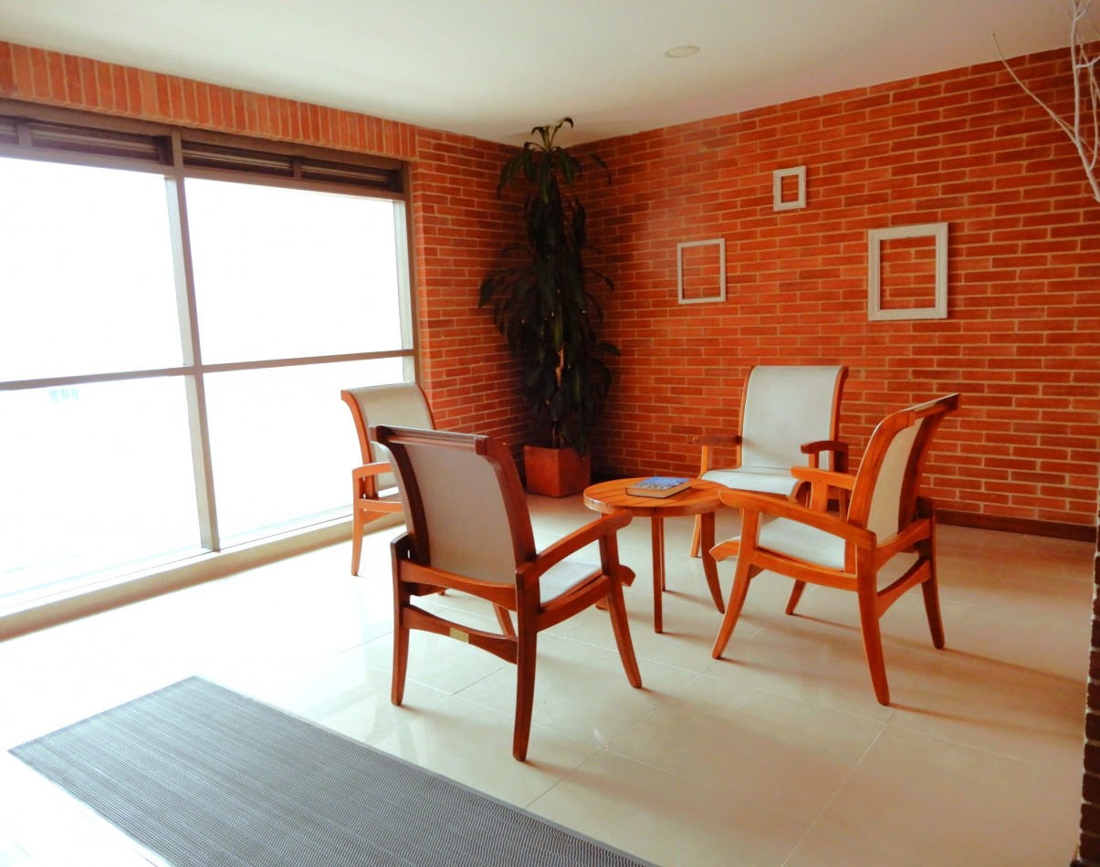 Apartamento en Venta Santa Barbara Alta 3 Alcobas con Balcon y Estudio