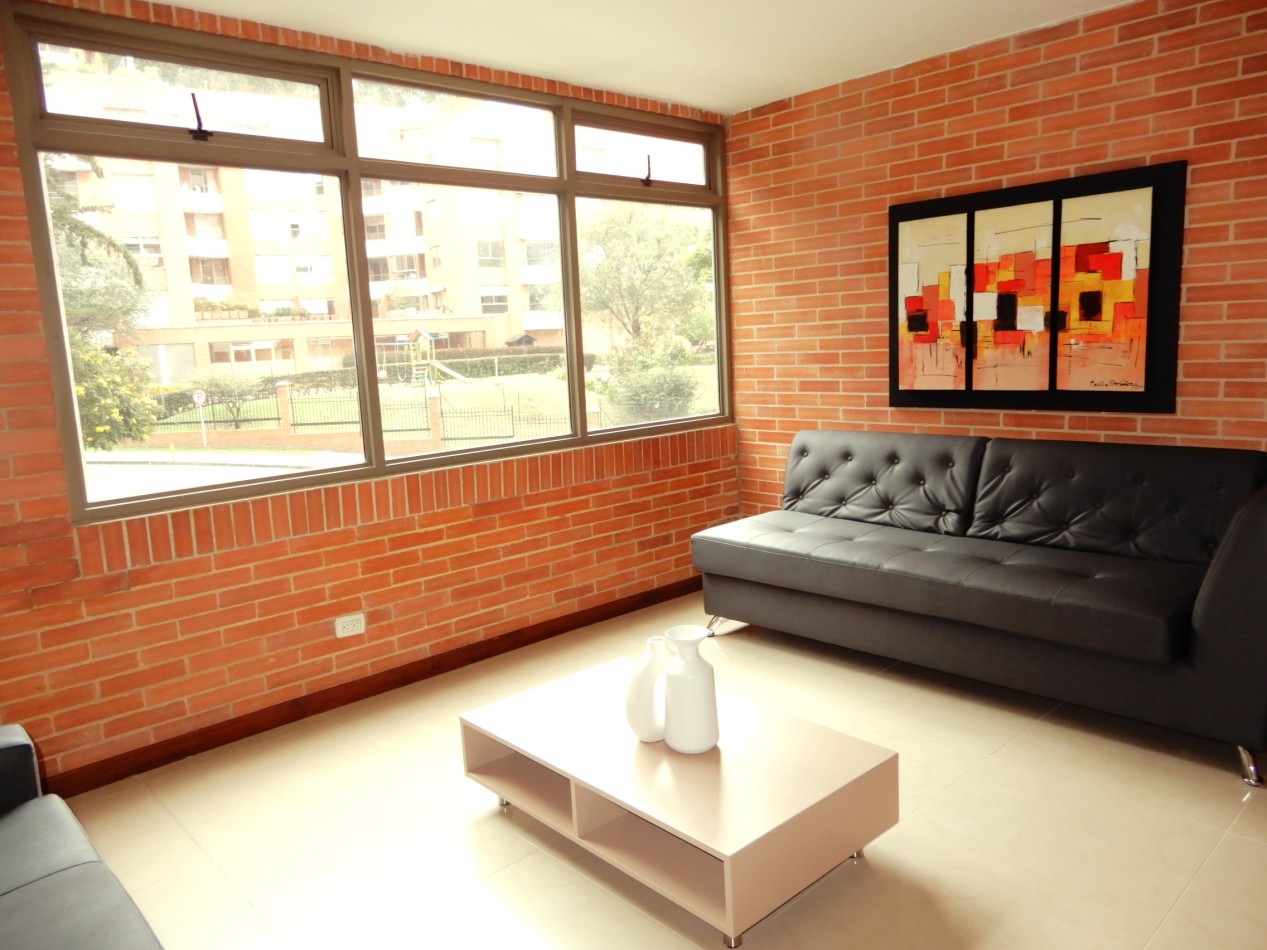 Apartamento en Venta Santa Barbara Alta 3 Alcobas con Balcon y Estudio