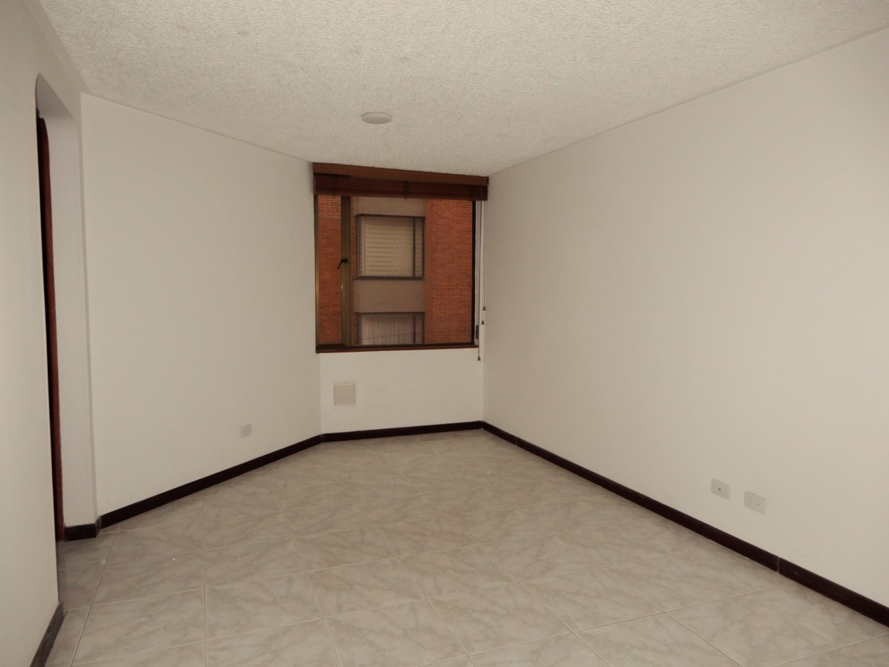 Apartaestudio en Arriendo Belmira con 1 parqueadero y Deposito