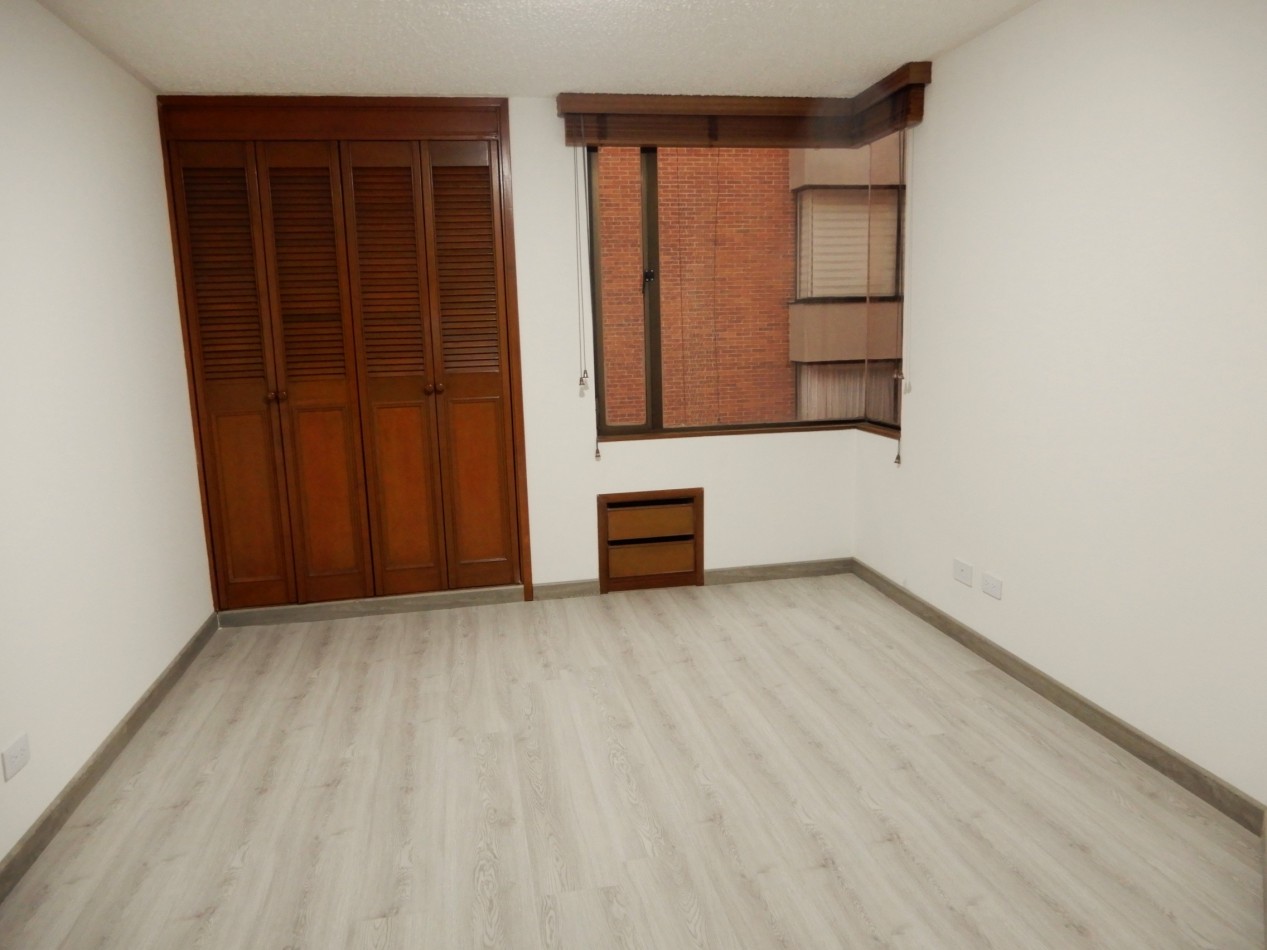 Apartaestudio en Arriendo Belmira con 1 parqueadero y Deposito