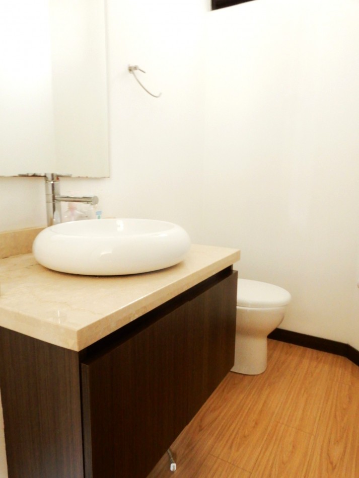 Apartaestudio en Arriendo Batan con Balcon y 1  Parqueadero.