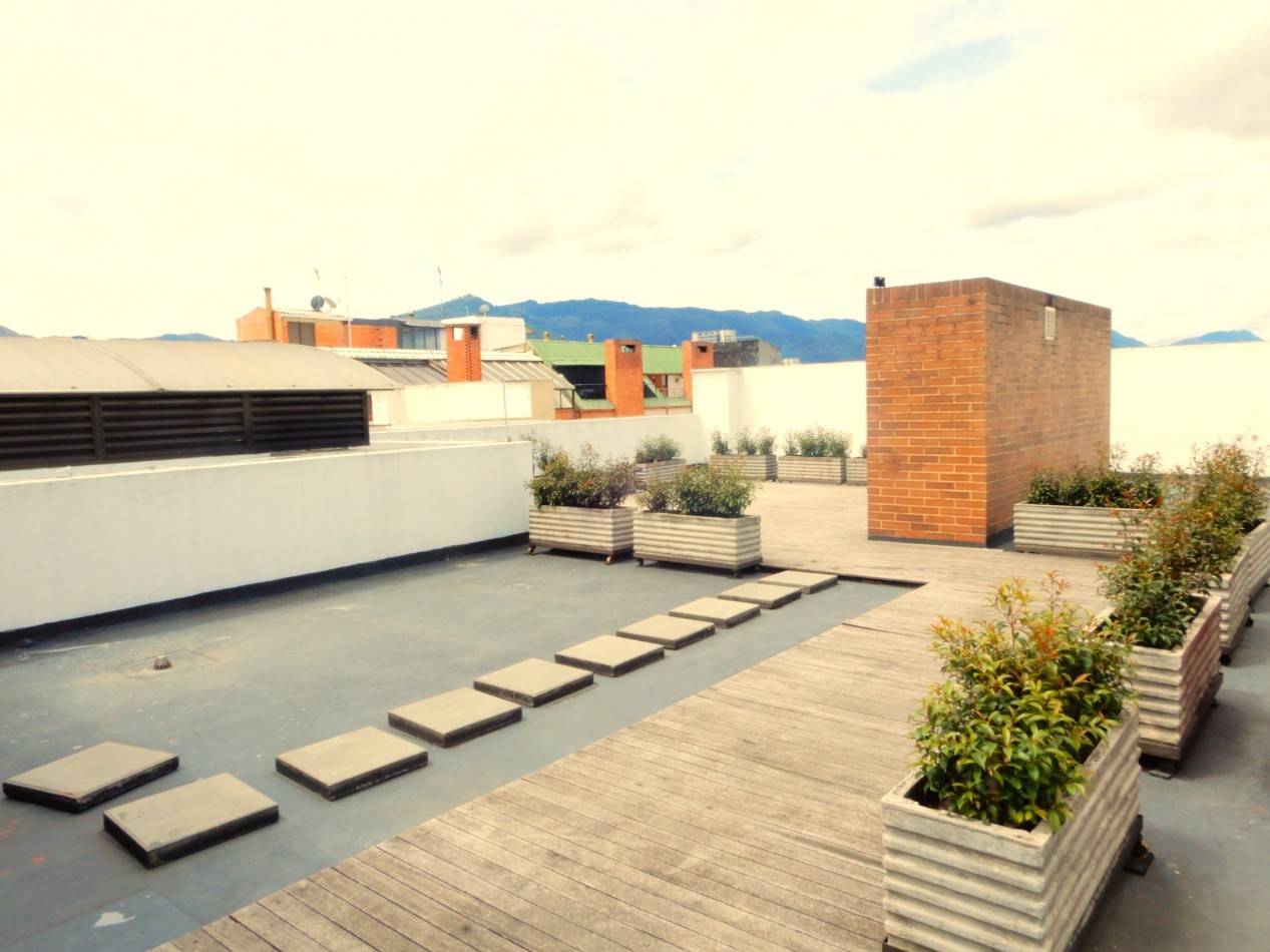 Apartaestudio en Arriendo Batan con Balcon y 1  Parqueadero.