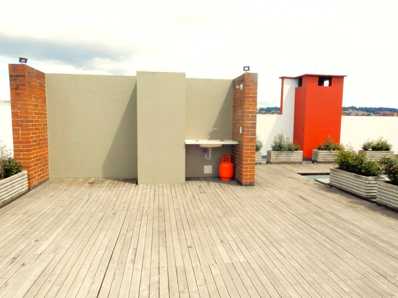 Apartaestudio en Arriendo Batan con Balcon y 1  Parqueadero.