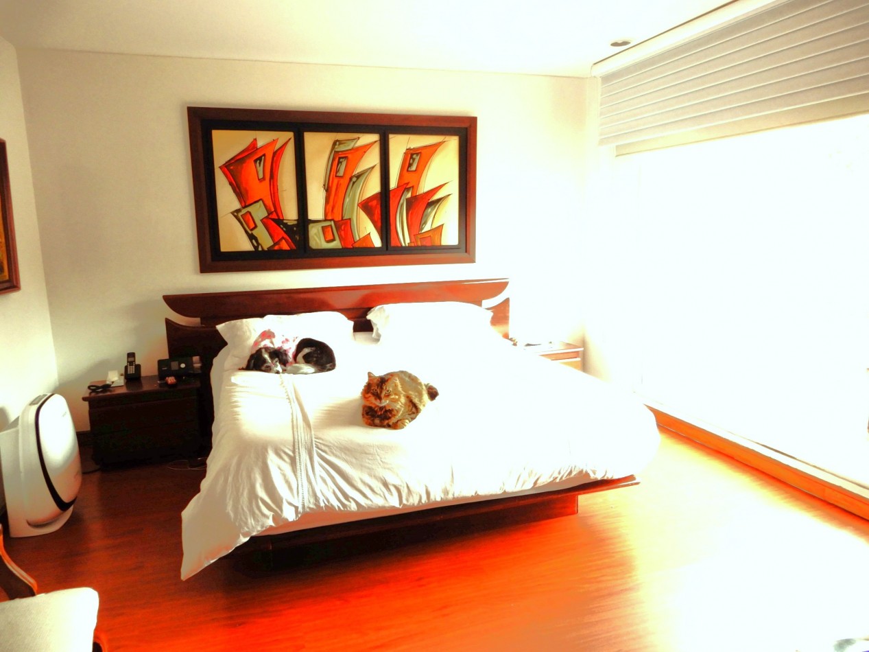 Casa en Venta Conjunto Bosques de Gratamira con 3 Alcobas y 3 parqueaderos.