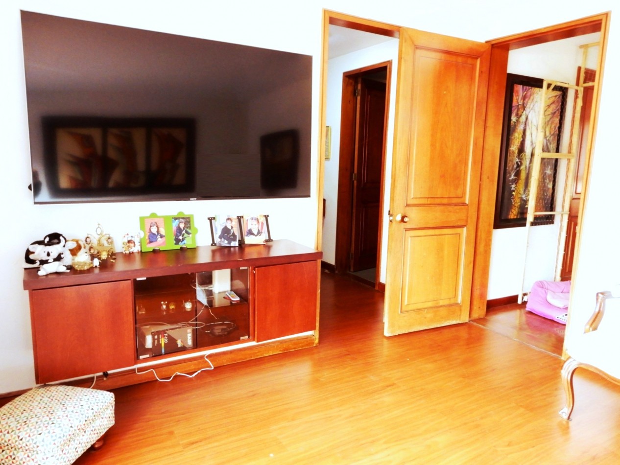 Casa en Venta Conjunto Bosques de Gratamira con 3 Alcobas y 3 parqueaderos.