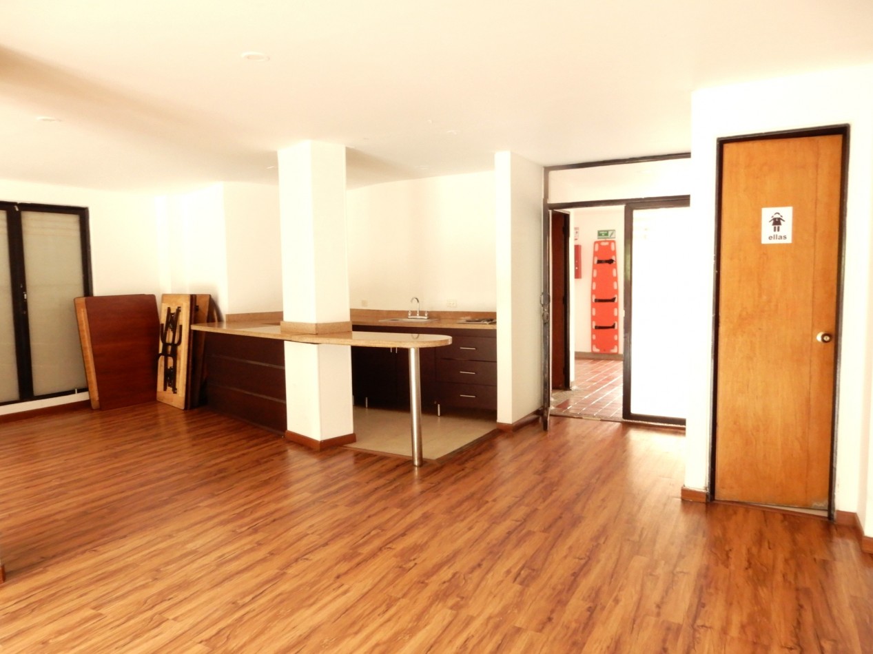 Casa en Venta Conjunto Bosques de Gratamira con 3 Alcobas y 3 parqueaderos.