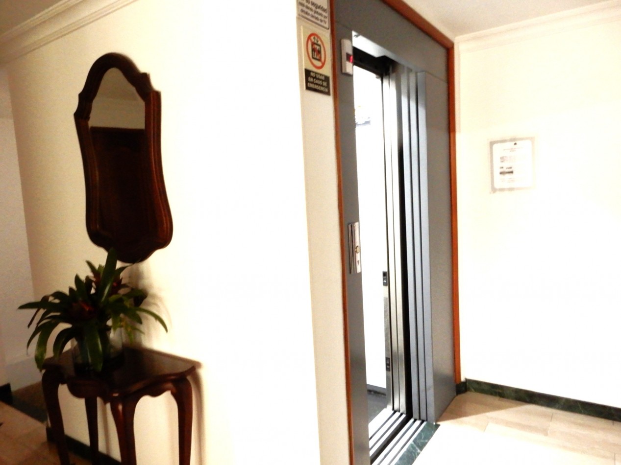 Apartaestudio en Arriendo Chico Navarra Exterior con Parqueadero