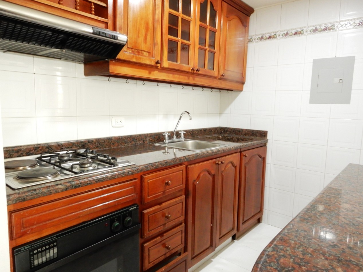 Apartaestudio en Arriendo Chico Navarra Exterior con Parqueadero