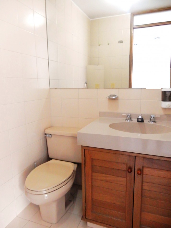 Arriendo Consultorio Medico en San Patricio con Parqueadero