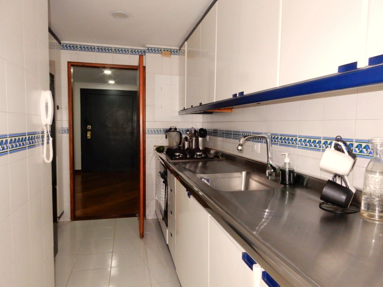 Apartamento en Arriendo La Carolina  2 Alcobas y 2 Parqueaderos