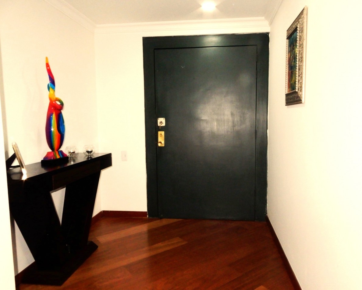 Apartamento en Arriendo La Carolina  2 Alcobas y 2 Parqueaderos