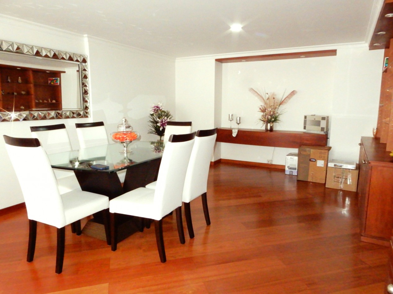 Apartamento en Arriendo La Carolina  2 Alcobas y 2 Parqueaderos