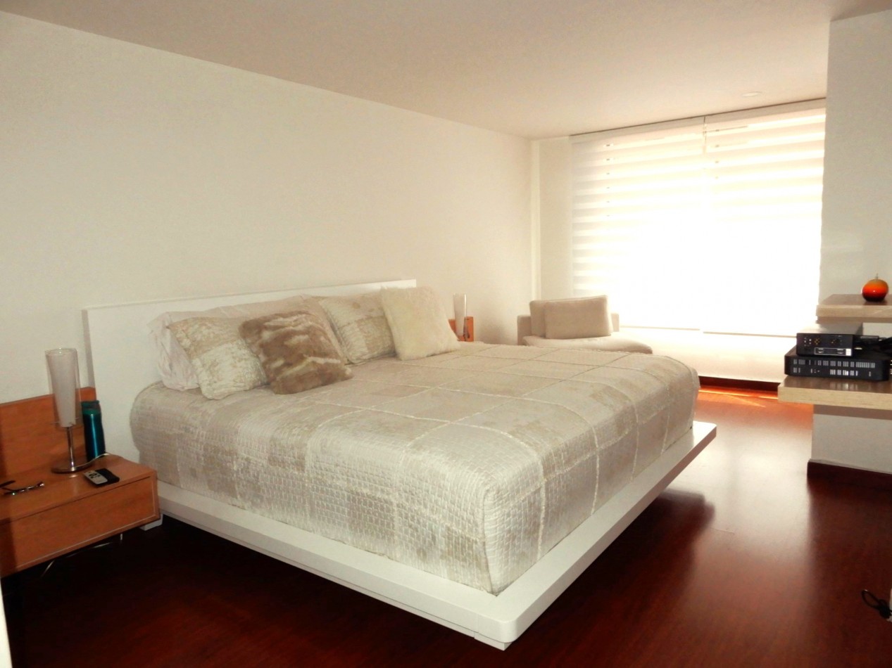 Apartamento en Arriendo La Carolina  2 Alcobas y 2 Parqueaderos