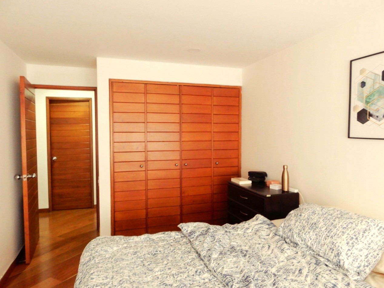 Apartamento en Arriendo La Carolina  2 Alcobas y 2 Parqueaderos