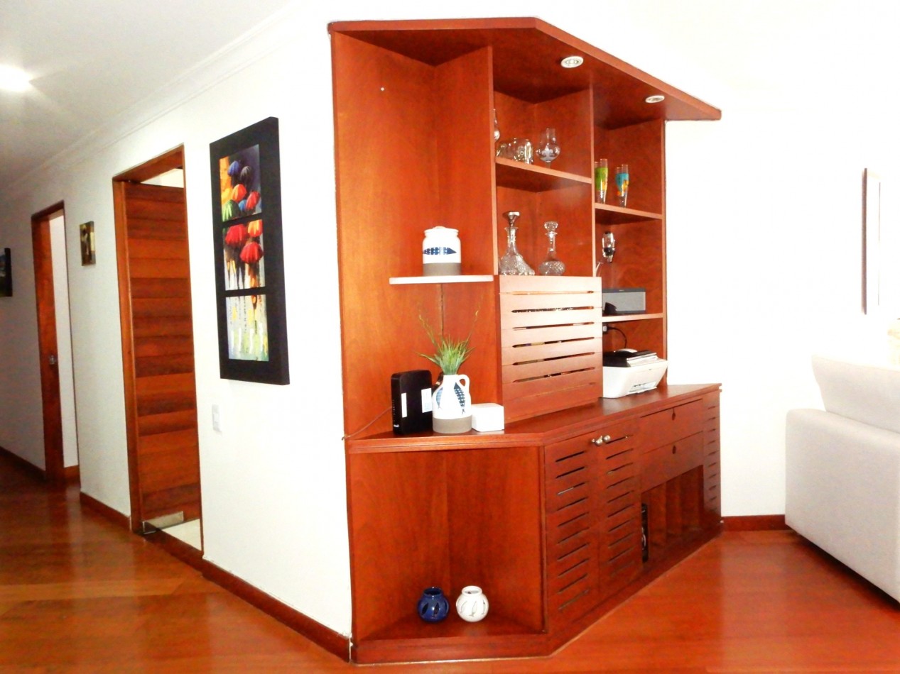 Apartamento en Arriendo La Carolina  2 Alcobas y 2 Parqueaderos