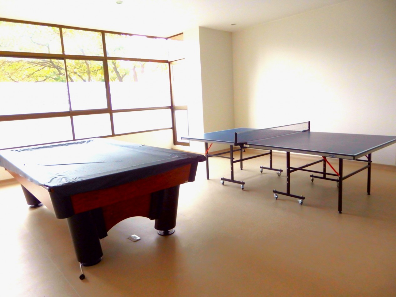 Apartamento en Arriendo Amoblado La Carolina 2 Alcobas y Balcon