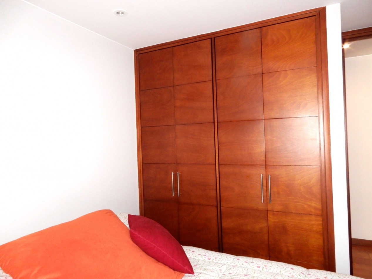 Apartamento en Arriendo Amoblado La Carolina 2 Alcobas y Balcon