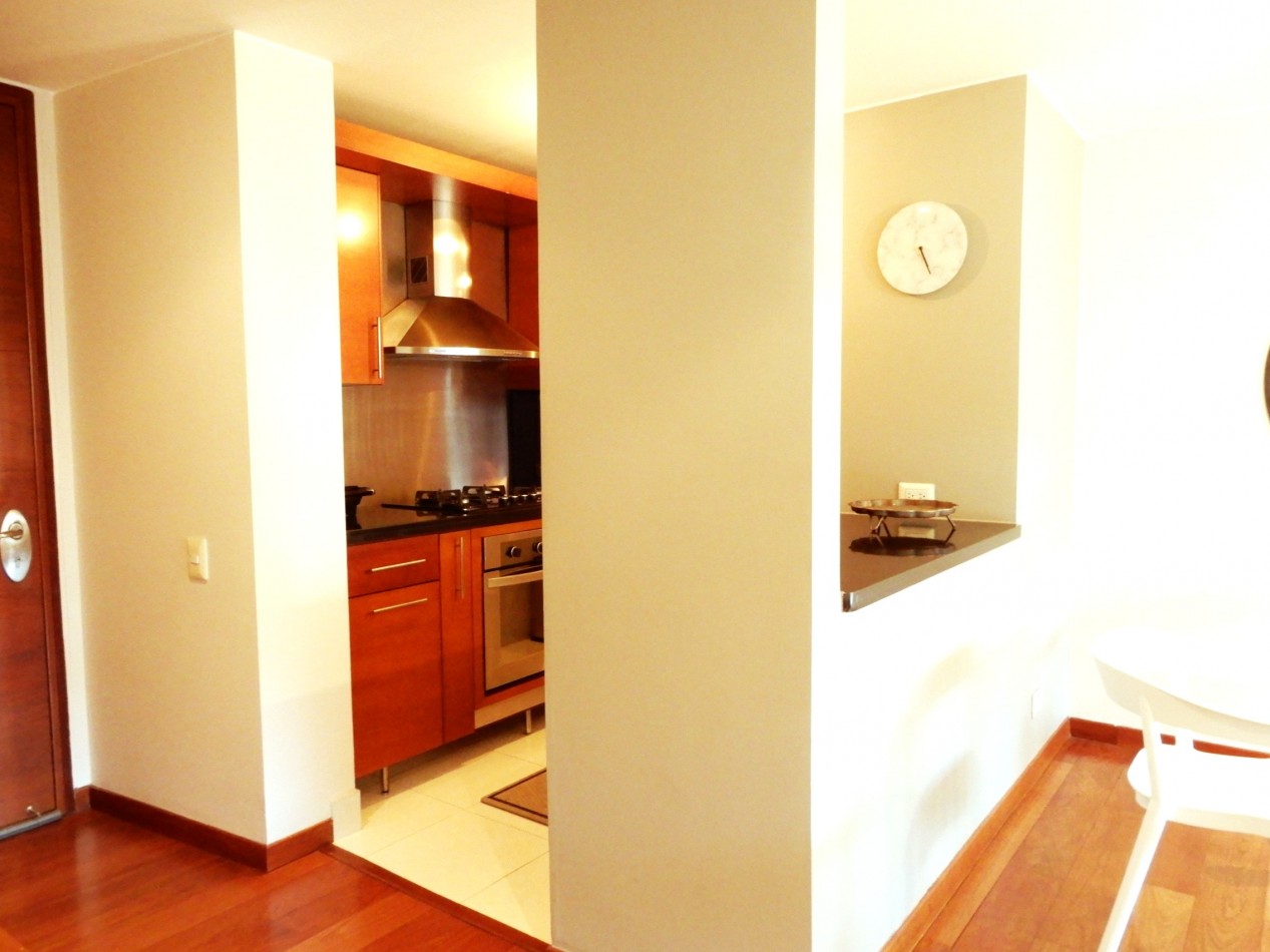 Apartamento en Arriendo Amoblado La Carolina 2 Alcobas y Balcon