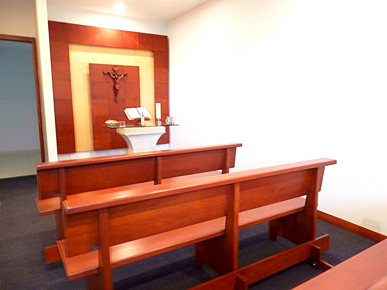 Apartamento en Arriendo Amoblado La Carolina 2 Alcobas y Balcon