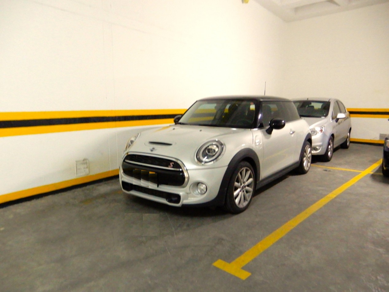 Apartamento en Arriendo Amoblado La Carolina 2 Alcobas y Balcon