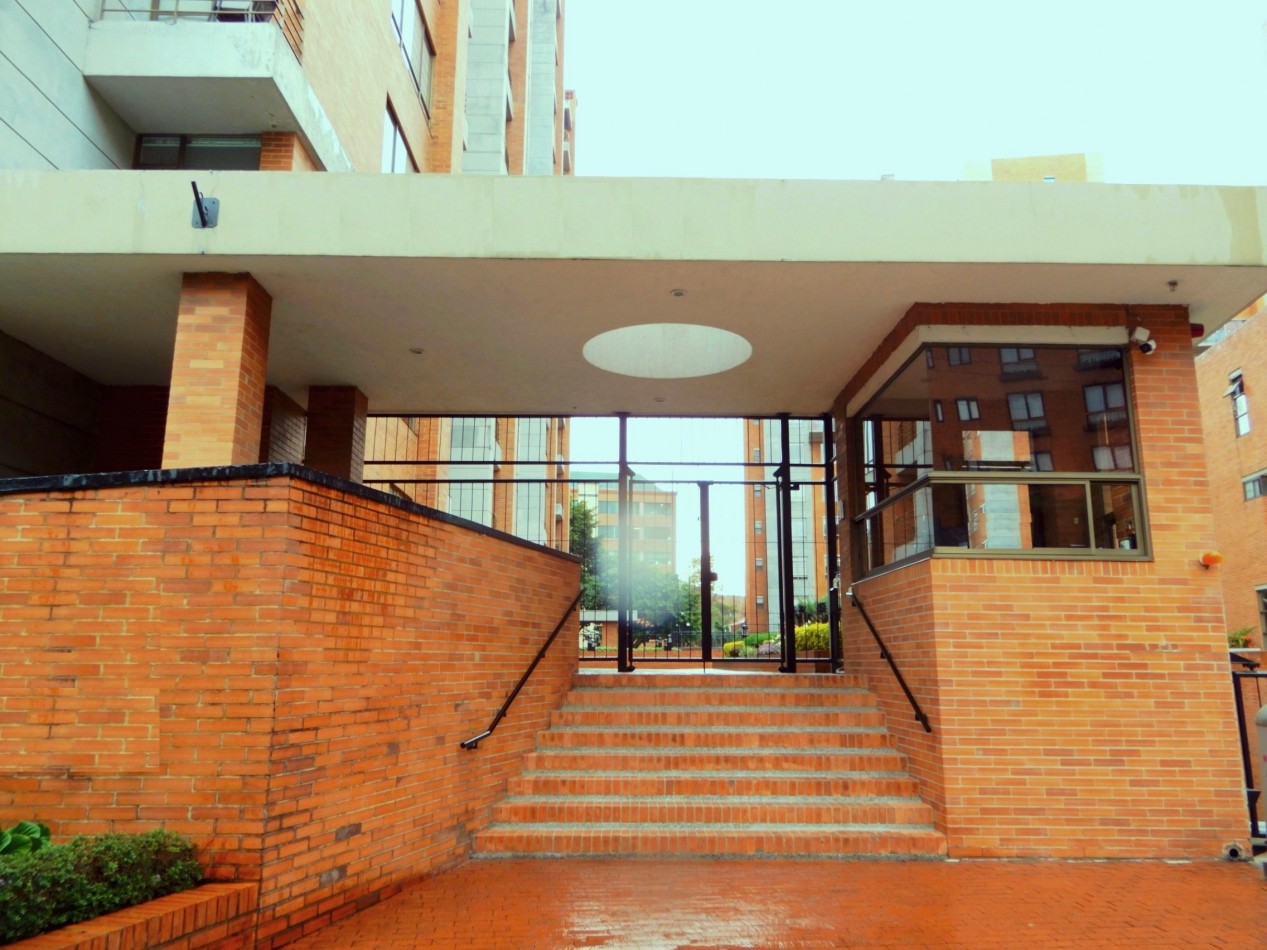 Apartamento en Arriendo Amoblado La Carolina 2 Alcobas y Balcon