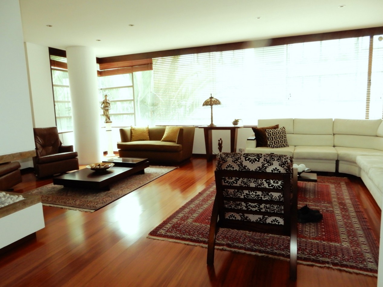 Apartamento en Venta Chico Reservado 3 Alcobas y Rodeado de Terrazas