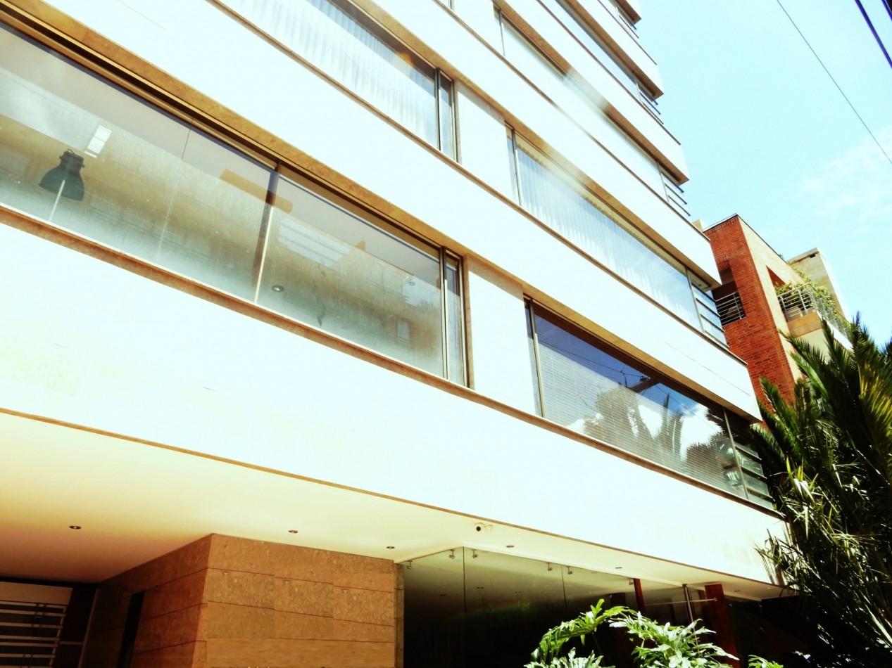 Apartamento en Venta Chico Reservado 3 Alcobas y Rodeado de Terrazas