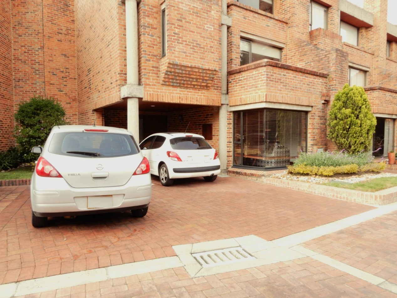 Casa en Venta Gratamira en Conjunto Cerrado 3 Alcobas