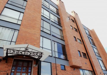 Apartaestudio en Arriendo Alhambra Remodelado y con Terraza